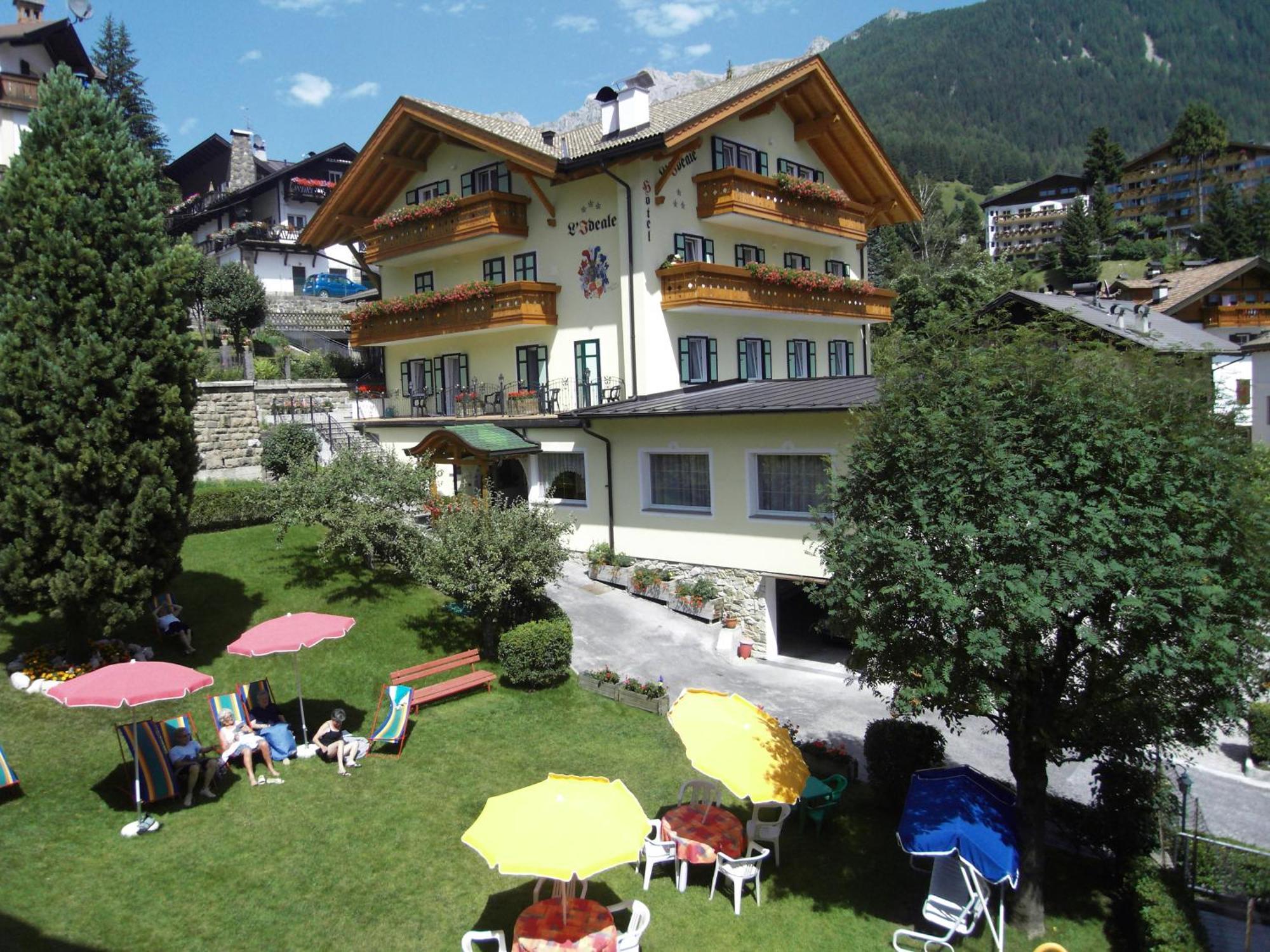 Hotel L'Ideale Moena Eksteriør billede